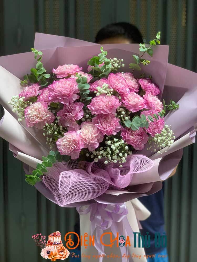 Bó hoa cẩm chướng đẹp là một lựa chọn tuyệt vời cho những dịp đặc biệt như sinh nhật, kỷ niệm, lễ tình nhân... Hãy thưởng thức những hình ảnh tuyệt đẹp của bó hoa cẩm chướng và cảm nhận sức hút của nó.
